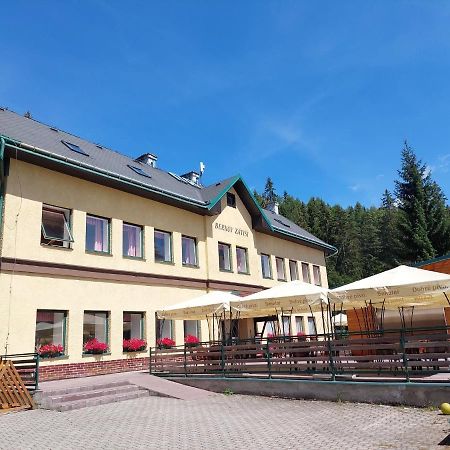 Rs Bernov Zatisi Hotel Nejdek Buitenkant foto