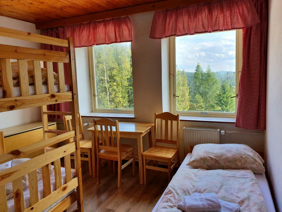 Rs Bernov Zatisi Hotel Nejdek Buitenkant foto