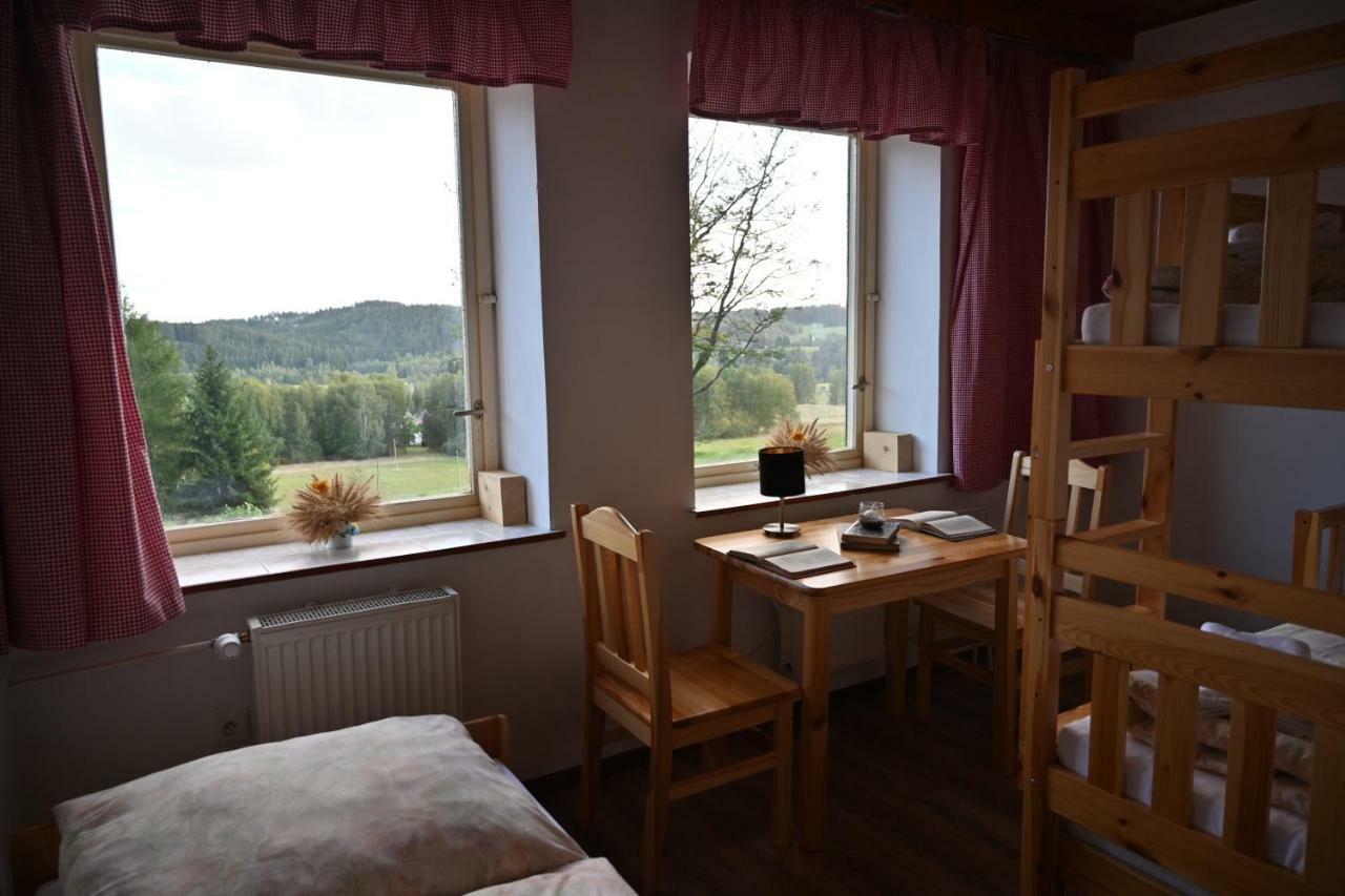 Rs Bernov Zatisi Hotel Nejdek Buitenkant foto