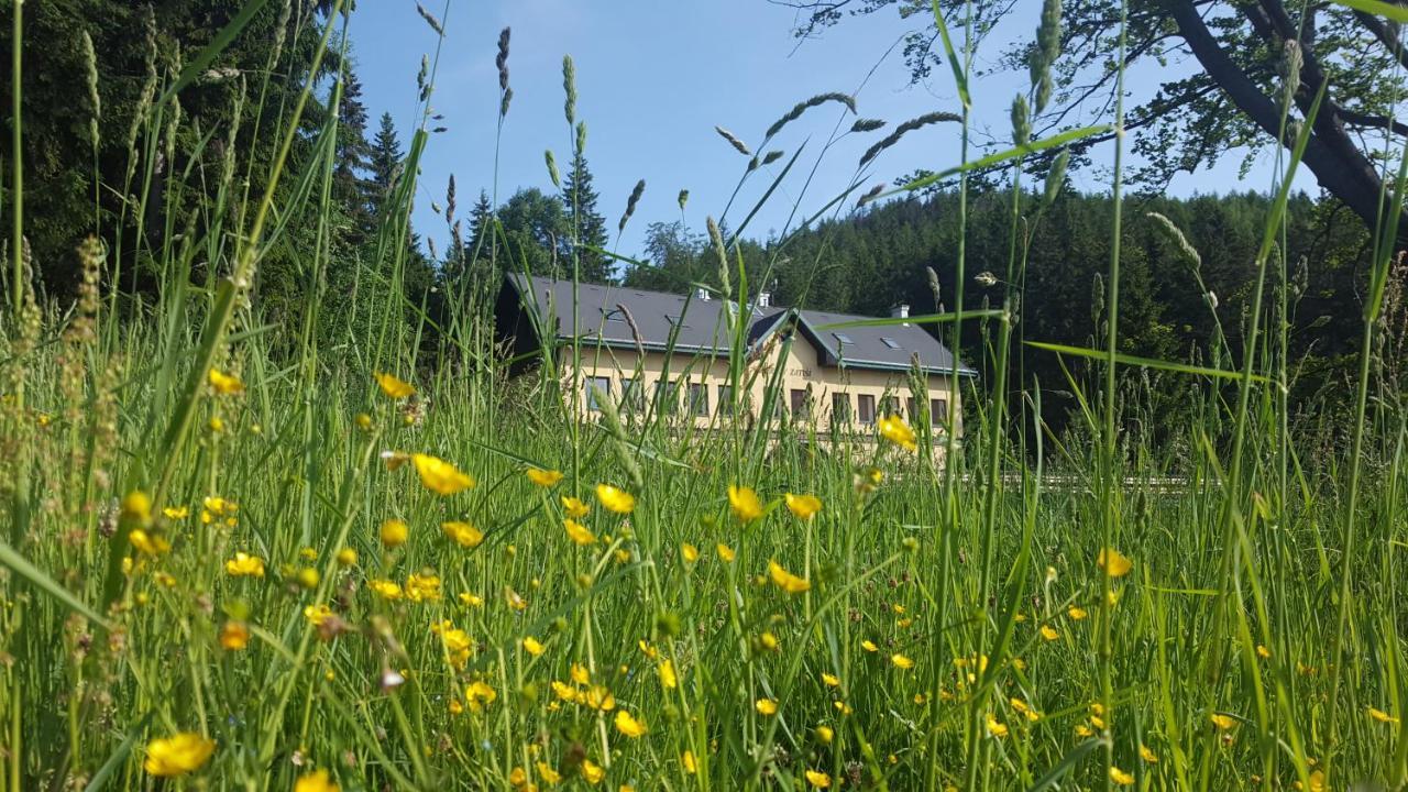 Rs Bernov Zatisi Hotel Nejdek Buitenkant foto